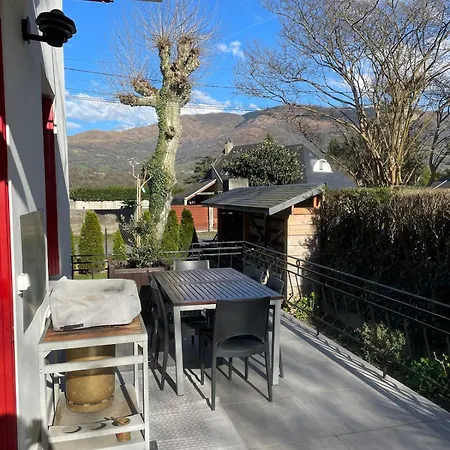 Bedroom, Shared Kitchen And Living * Argelès-Gazost